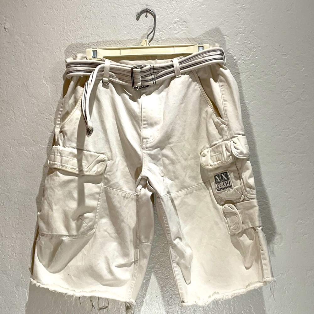 Armani Exchange Belted Cargo Shorts with Belt (34)